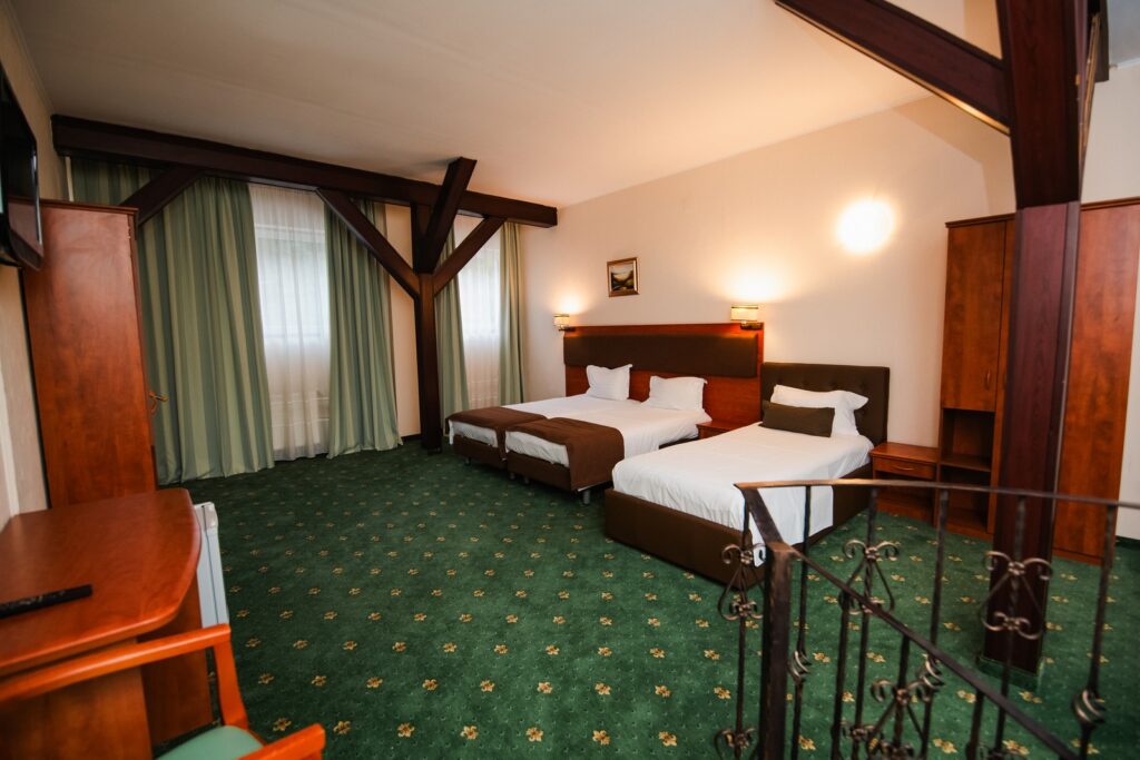 cazare camera tripla sibiu hotel