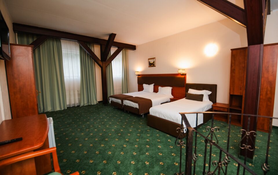 cazare camera tripla sibiu hotel