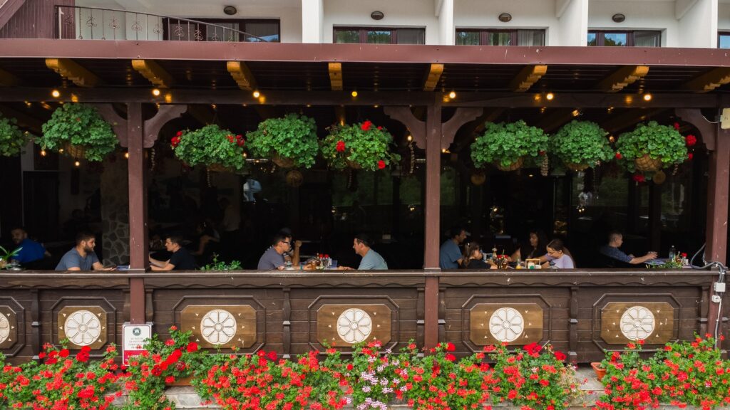 fantanita haiducului cazare hotel sibiu teambuilding transilvania