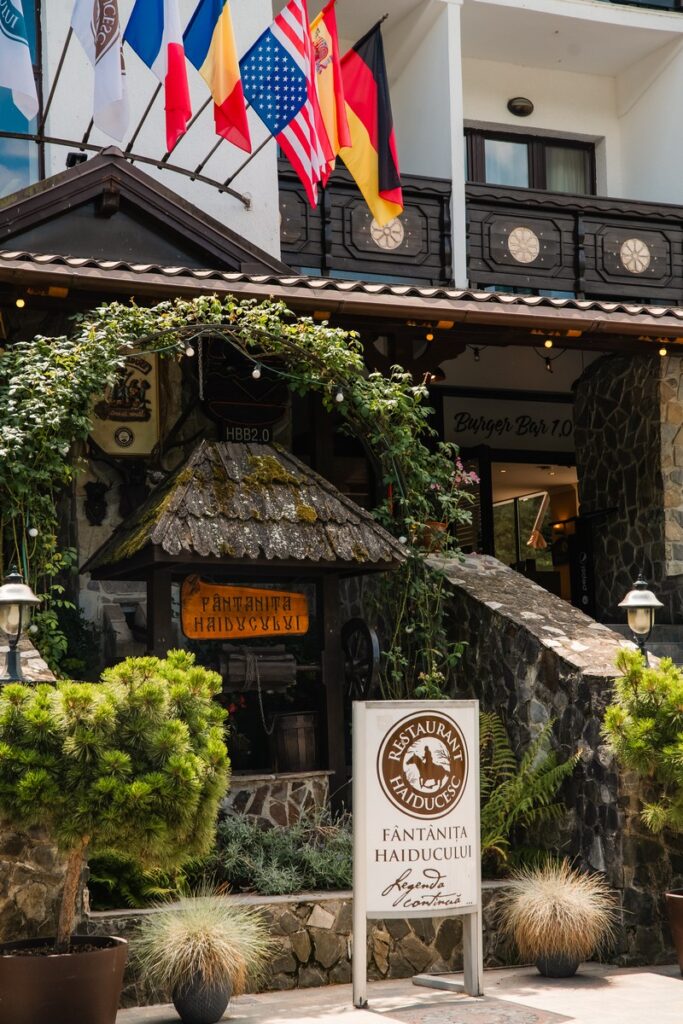 fantanita haiducului cazare hotel sibiu teambuilding transilvania