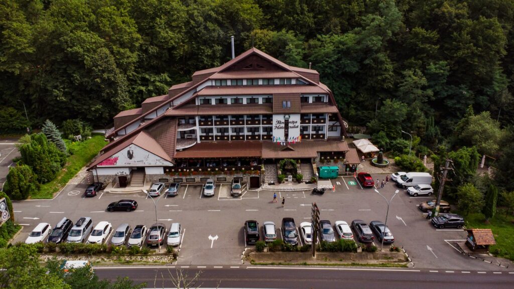 Cazare Team Building 100 Persoane