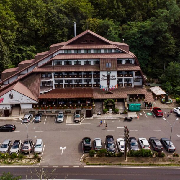 Cazare Team Building 100 Persoane