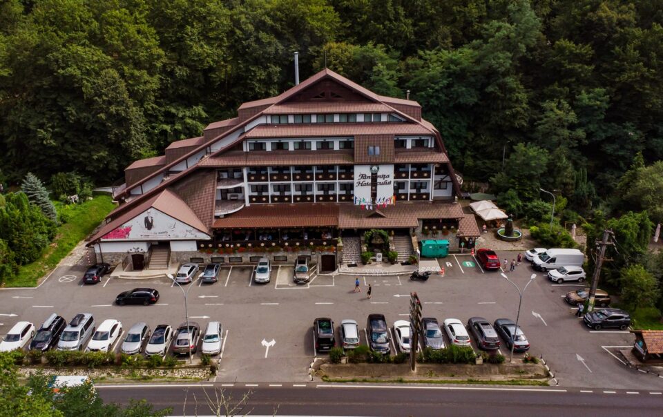 Cazare Team Building 100 Persoane